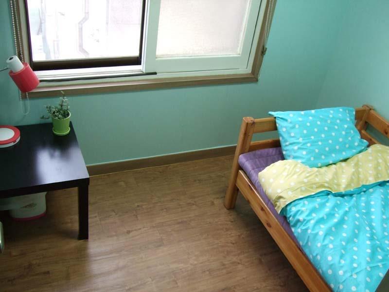 Birdsnest Hostel Hongdae Foreigner Only Seoul Exterior photo